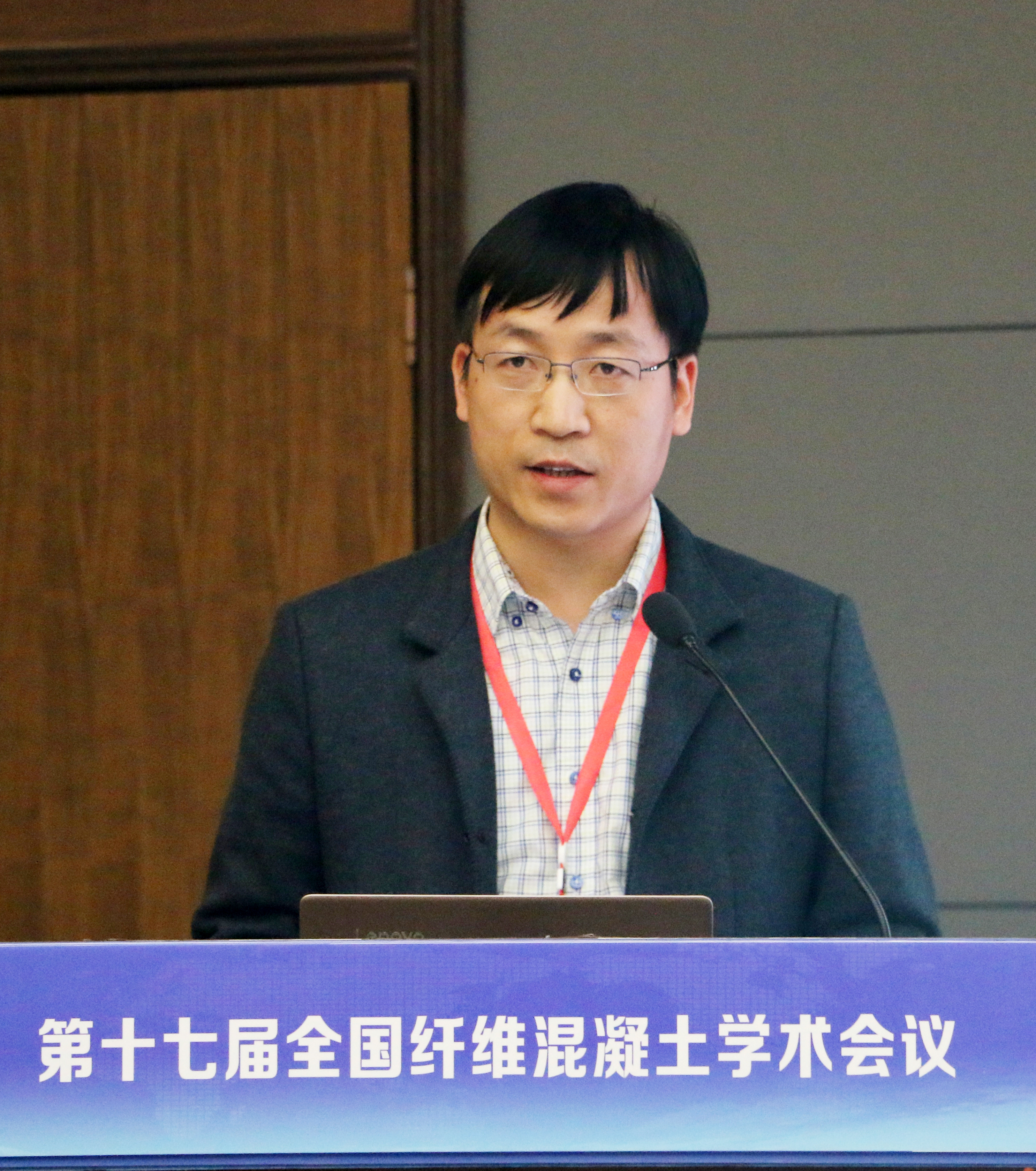 辛力.jpg 辛力.jpg